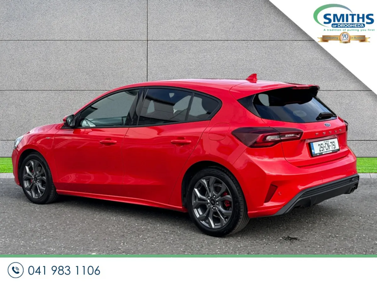 Ford Focus Hatchback, Petrol Hybrid, 2025, Red