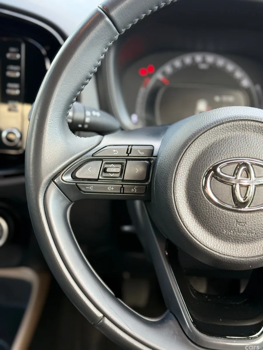 Toyota Aygo Hatchback, Petrol, 2022, Brown