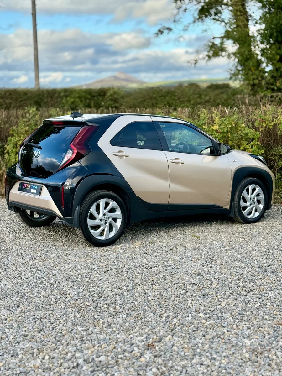 Toyota Aygo Hatchback, Petrol, 2022, Brown