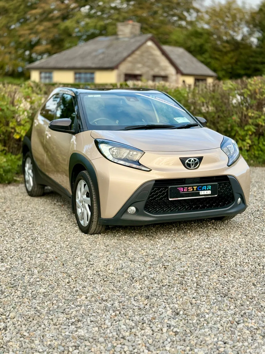 Toyota Aygo Hatchback, Petrol, 2022, Brown