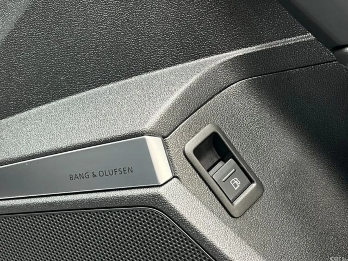 Audi A3 Hatchback, Petrol Plug-in Hybrid, 2022, Blue