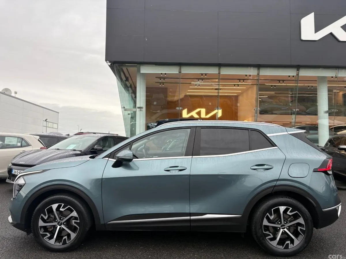 Kia Sportage SUV, Petrol Hybrid, 2022, Grey
