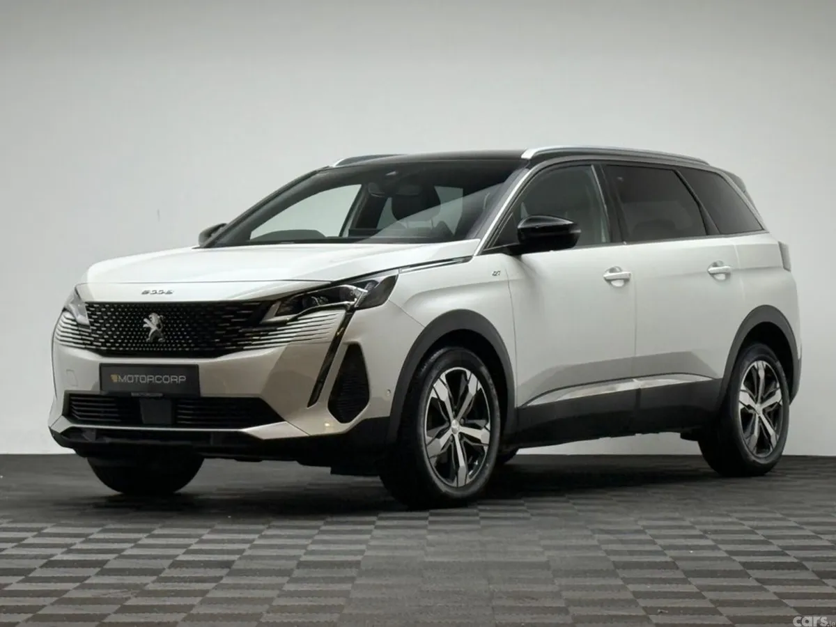 Peugeot 5008 MPV, Petrol, 2021, White