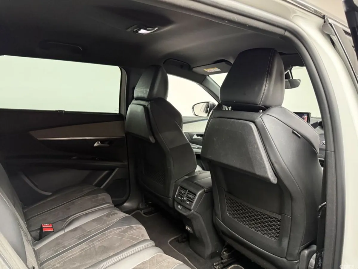 Peugeot 5008 MPV, Petrol, 2021, White