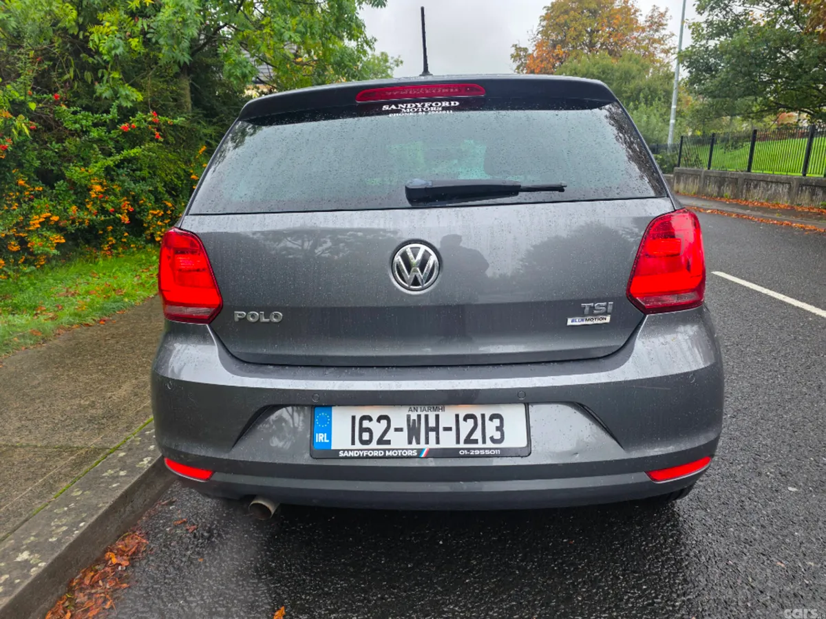 Volkswagen Polo Hatchback, Petrol, 2016, Grey