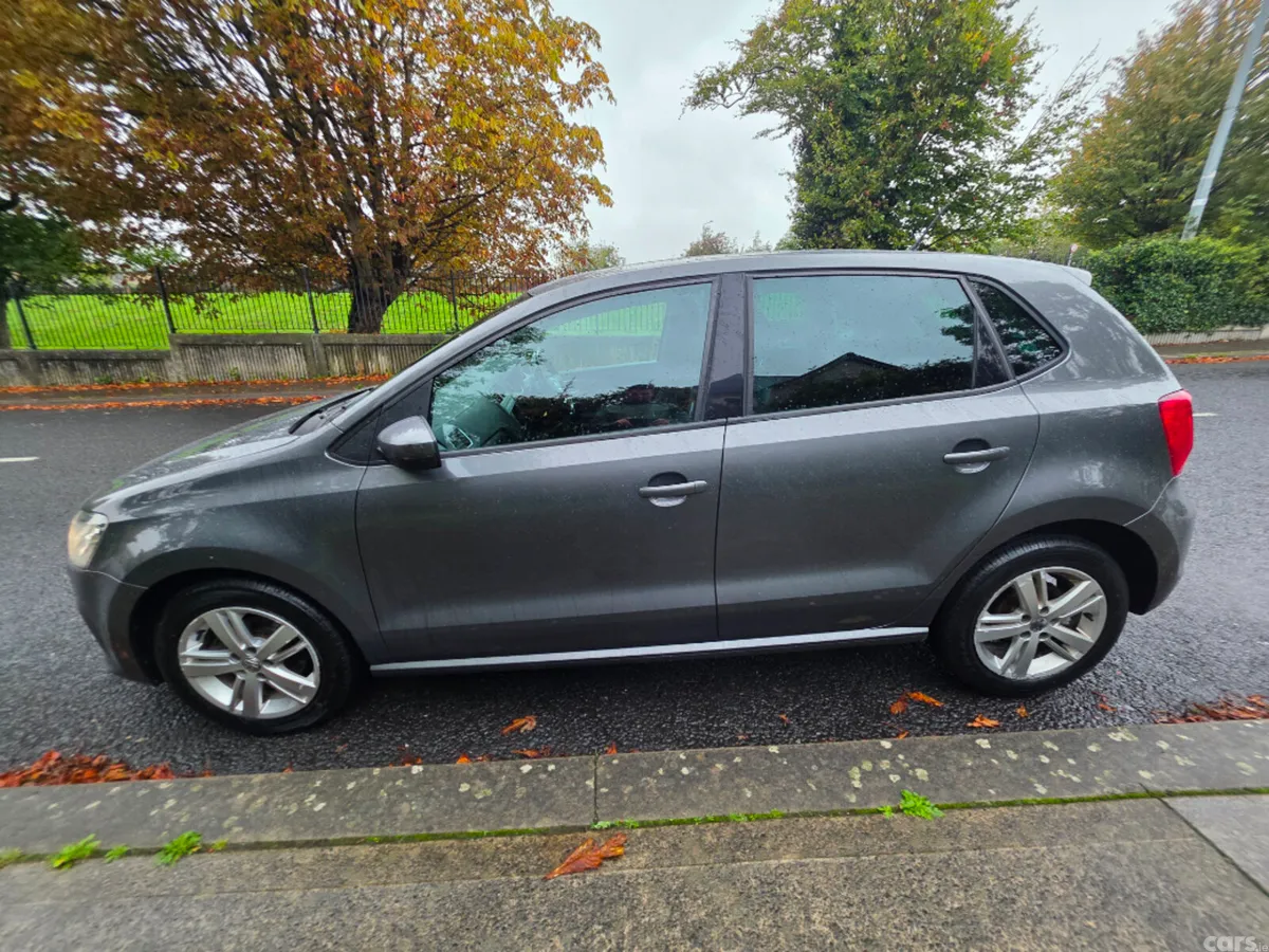 Volkswagen Polo Hatchback, Petrol, 2016, Grey