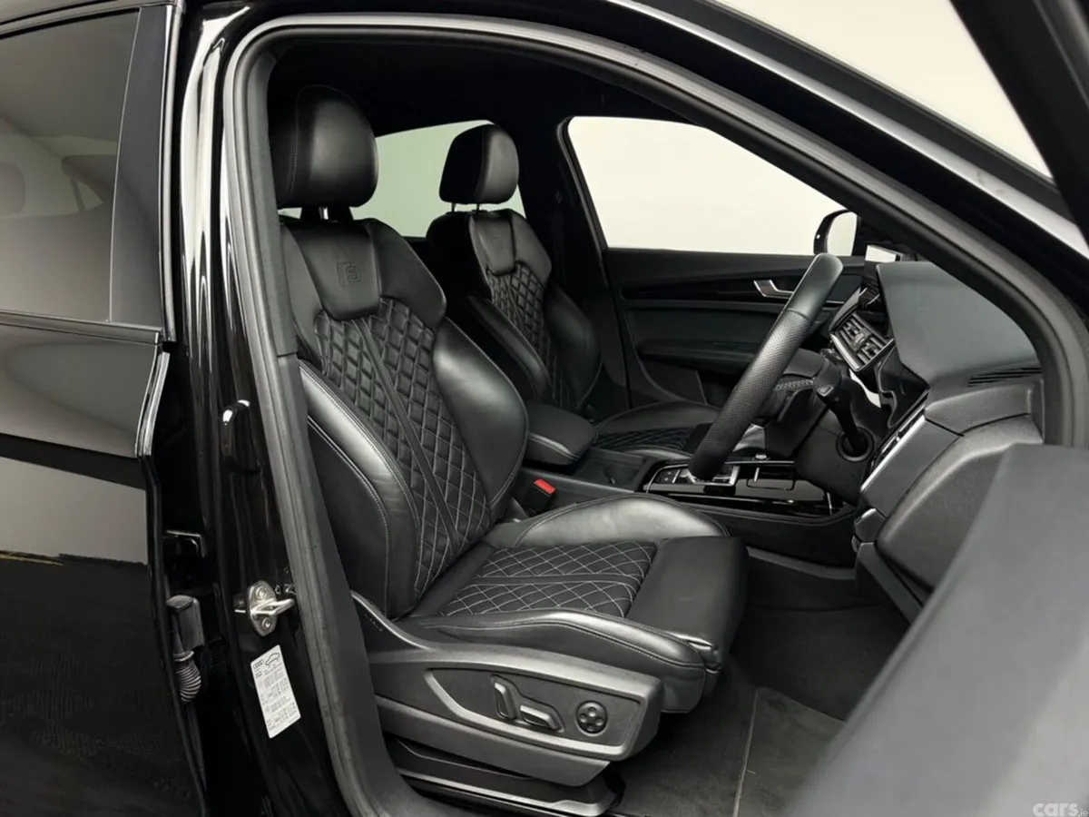 Audi Q5 SUV, Petrol Plug-in Hybrid, 2023, Black