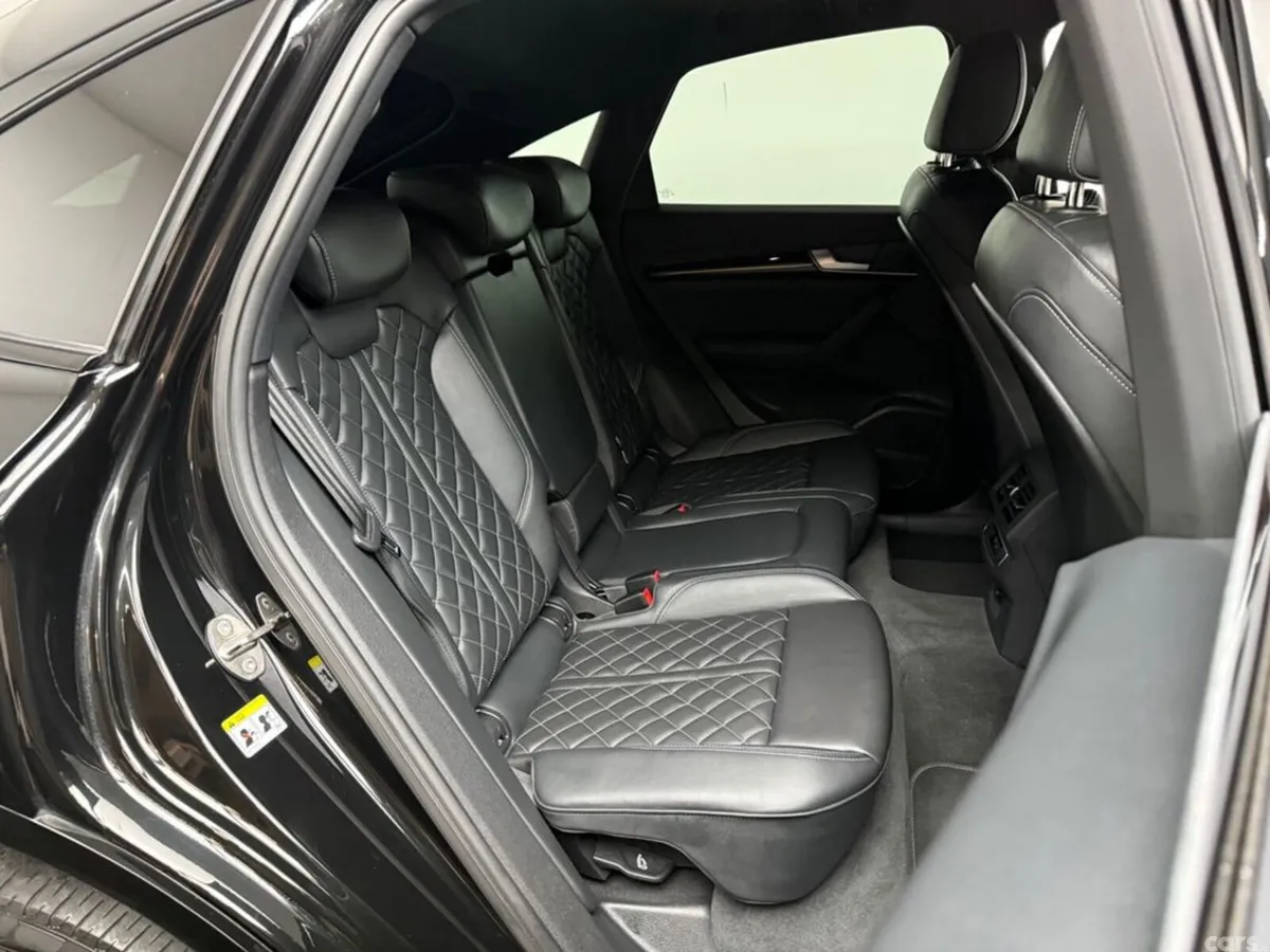 Audi Q5 SUV, Petrol Plug-in Hybrid, 2023, Black