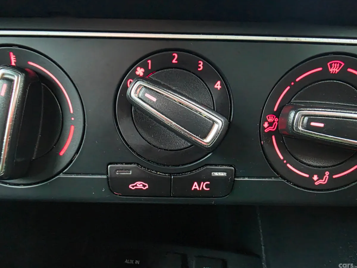 Volkswagen Polo Hatchback, Petrol, 2016, Grey