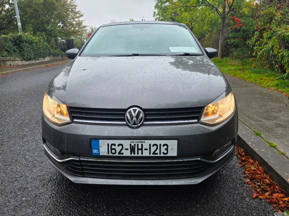 Volkswagen Polo Hatchback, Petrol, 2016, Grey