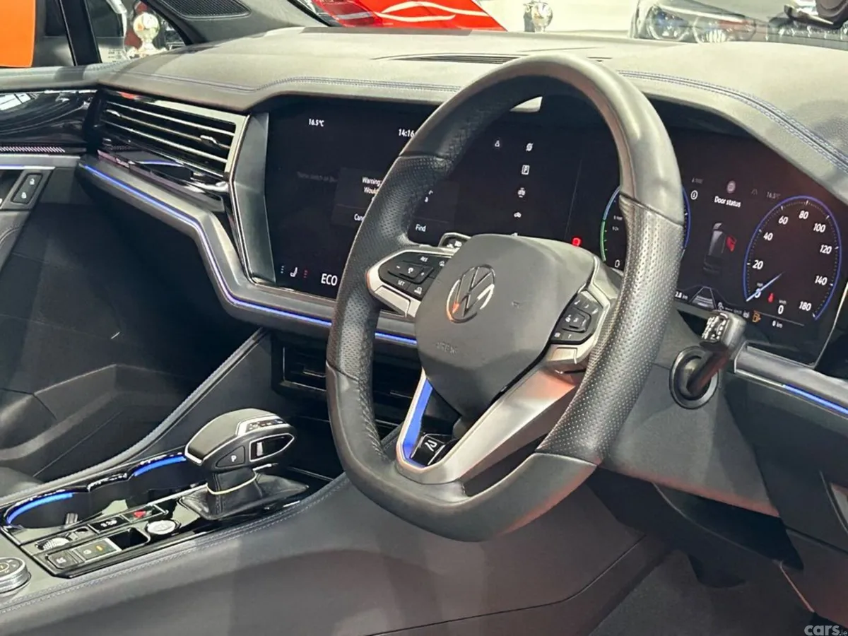 Volkswagen Touareg Estate, Petrol Plug-in Hybrid, 2025, Blue