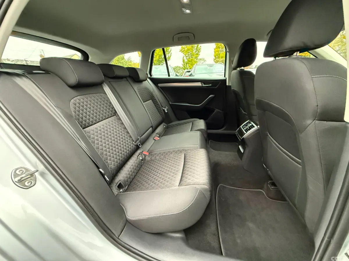 Skoda Superb Estate, Diesel, 2023, Grey