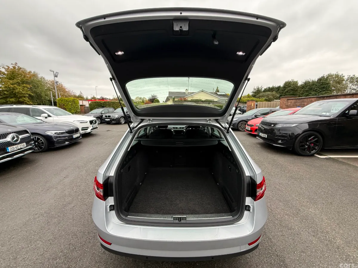 Skoda Superb Estate, Diesel, 2023, Grey