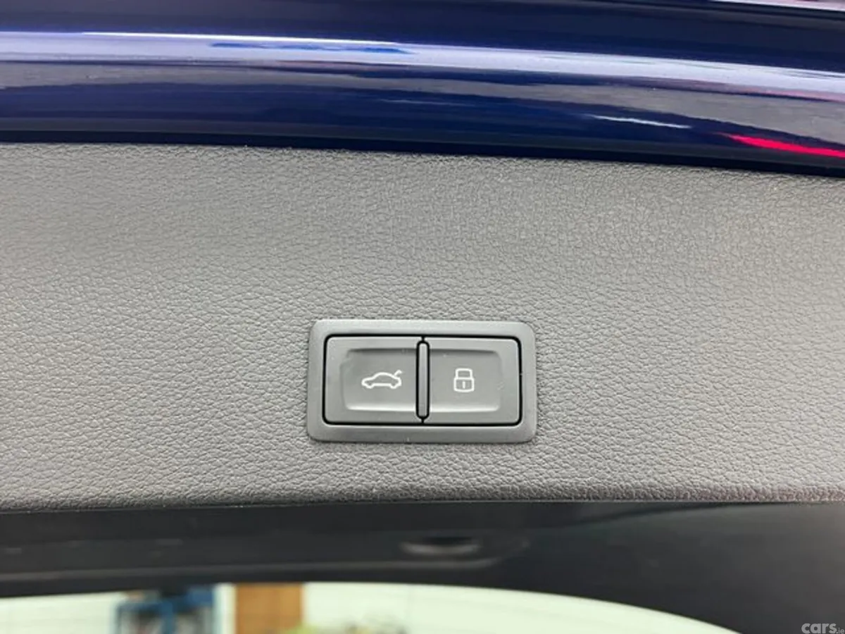 Audi Q2 Hatchback, Petrol, 2022, Blue