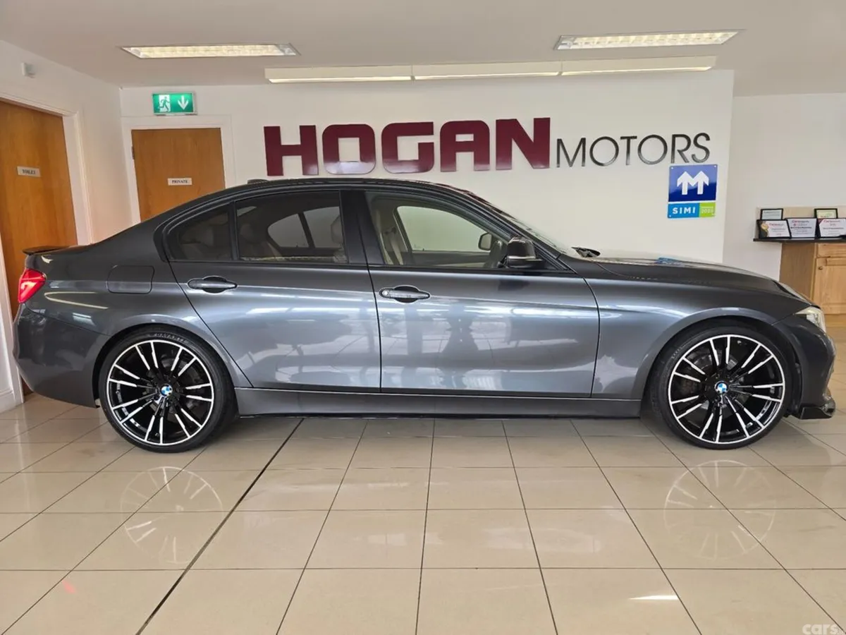 BMW 3-Series Saloon, Diesel, 2017, Grey
