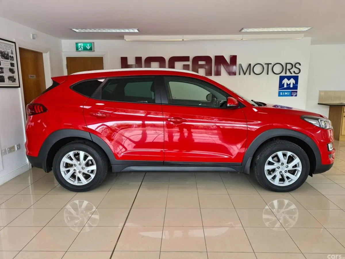Hyundai Tucson SUV, Diesel, 2019, Red