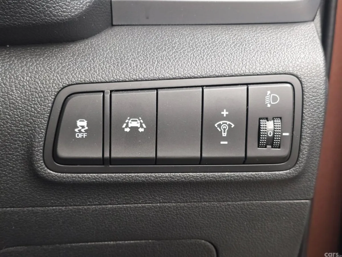 Hyundai Tucson SUV, Diesel, 2017, Brown