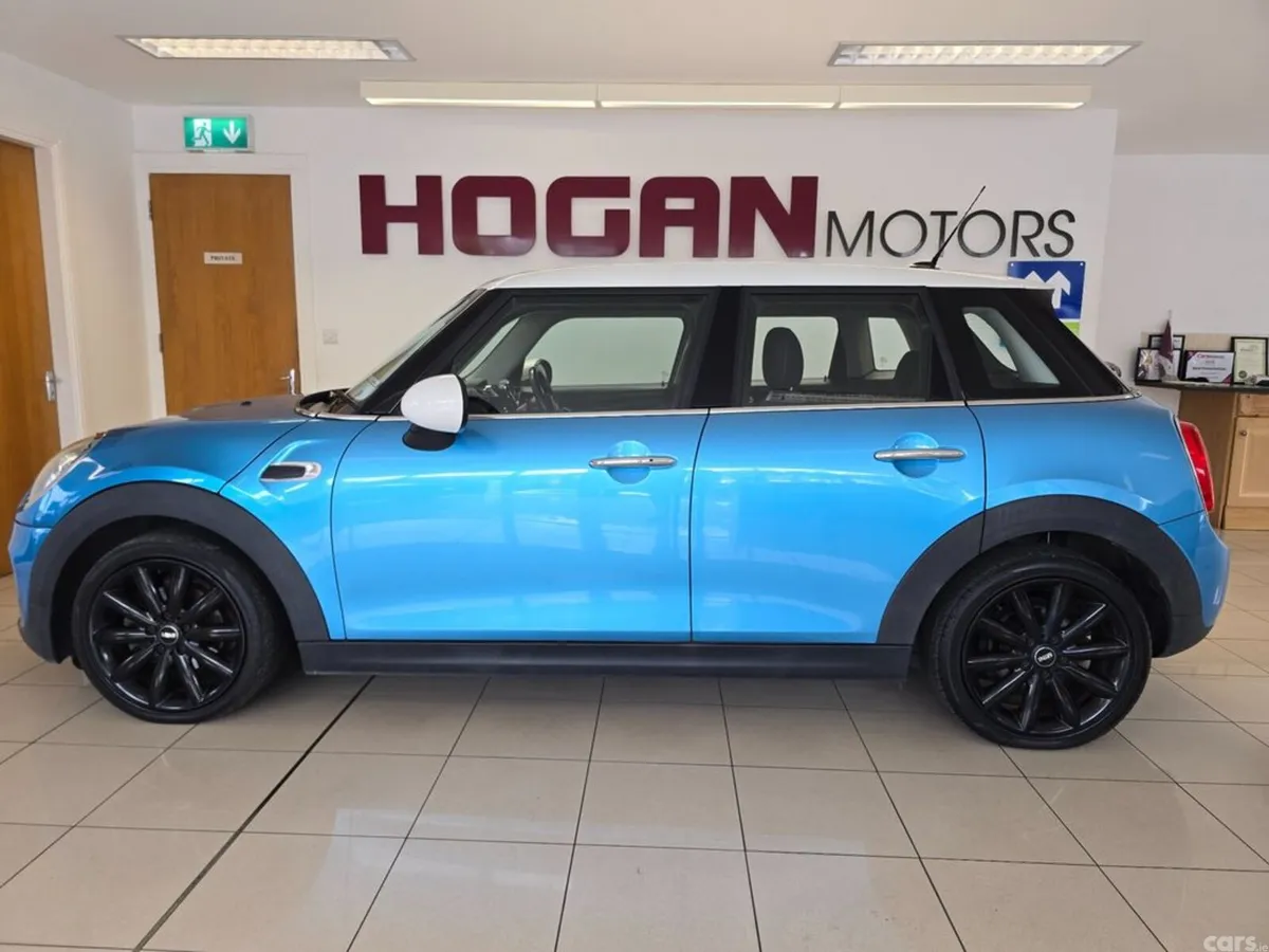 Mini Cooper Hatchback, Diesel, 2017, Blue