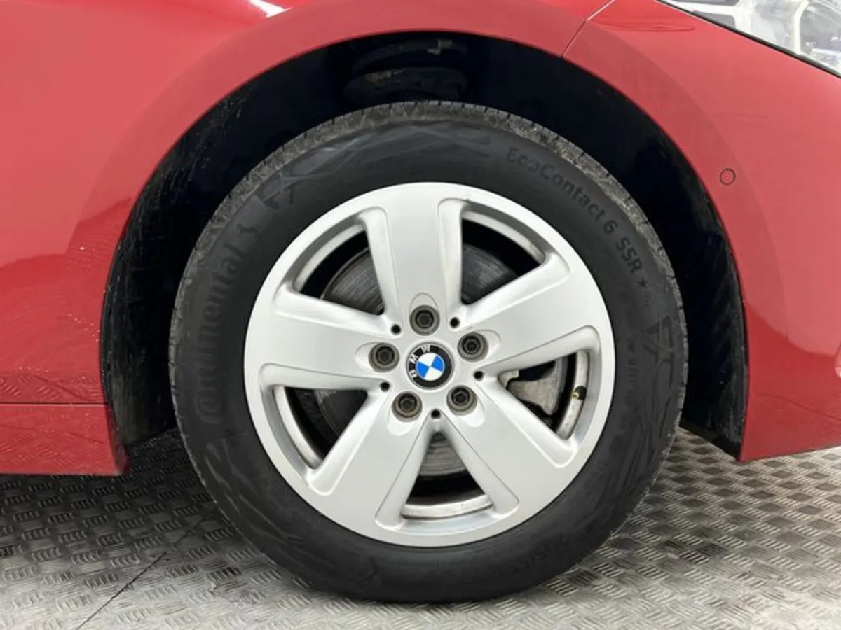 BMW 1-Series Hatchback, Diesel, 2020, Red