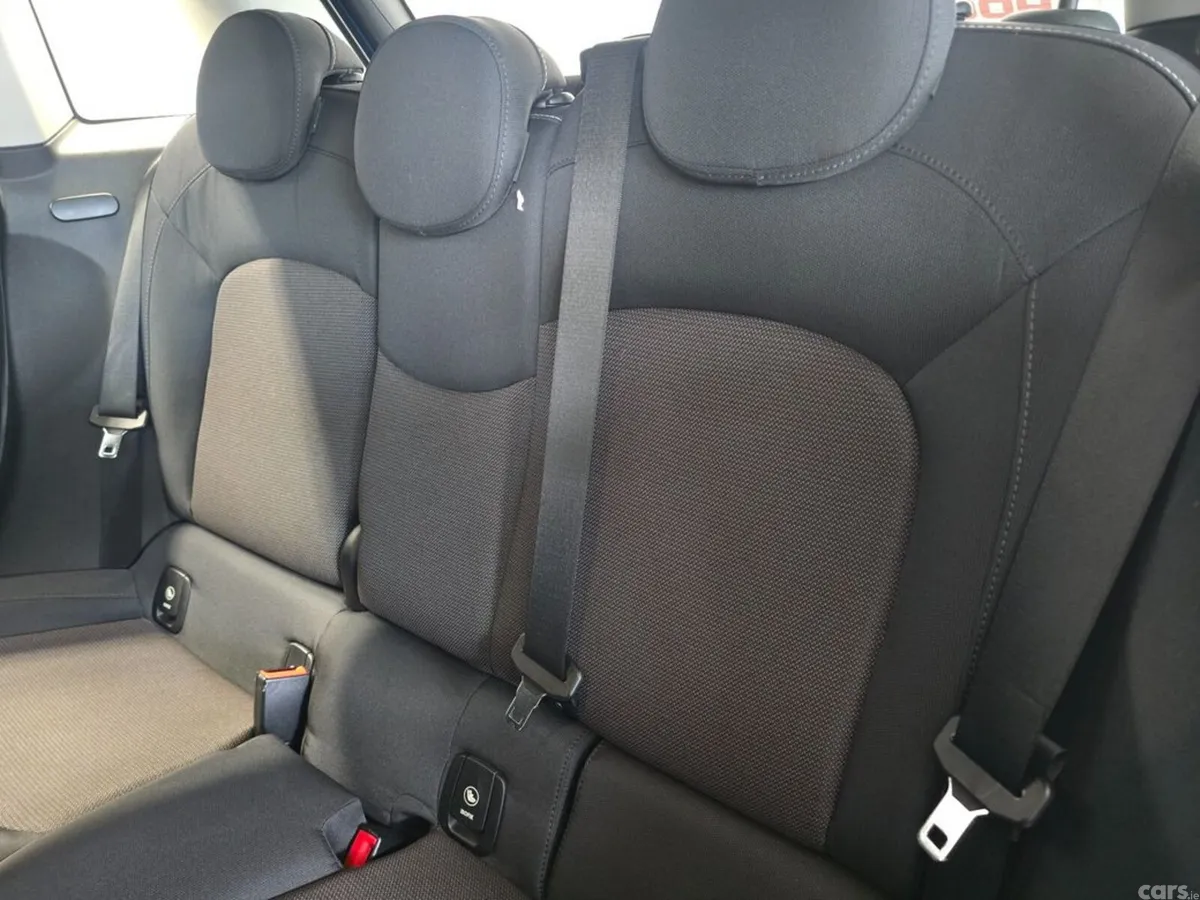 Mini Cooper Hatchback, Diesel, 2017, Blue