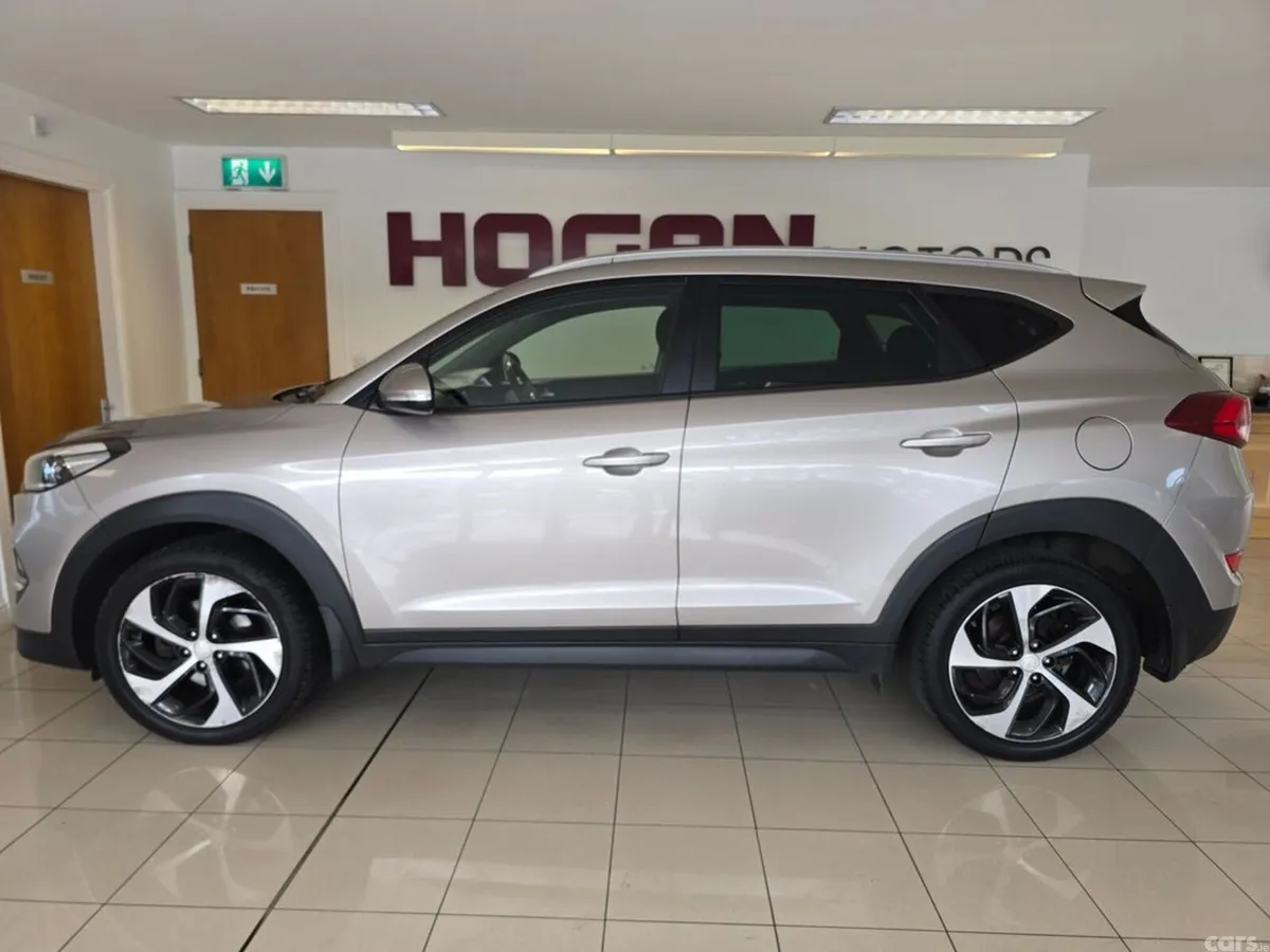 Hyundai Tucson MPV, Diesel, 2019, Beige