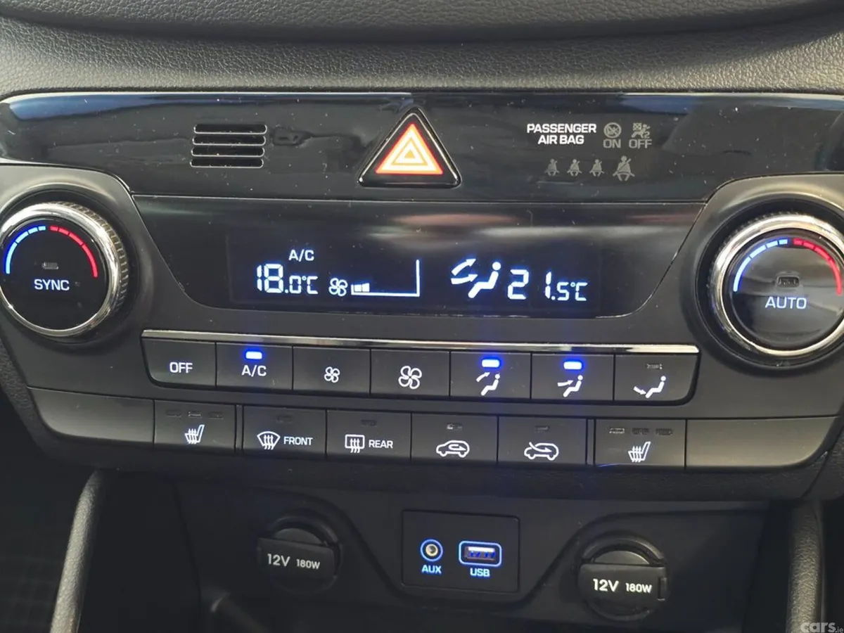 Hyundai Tucson MPV, Diesel, 2019, Beige