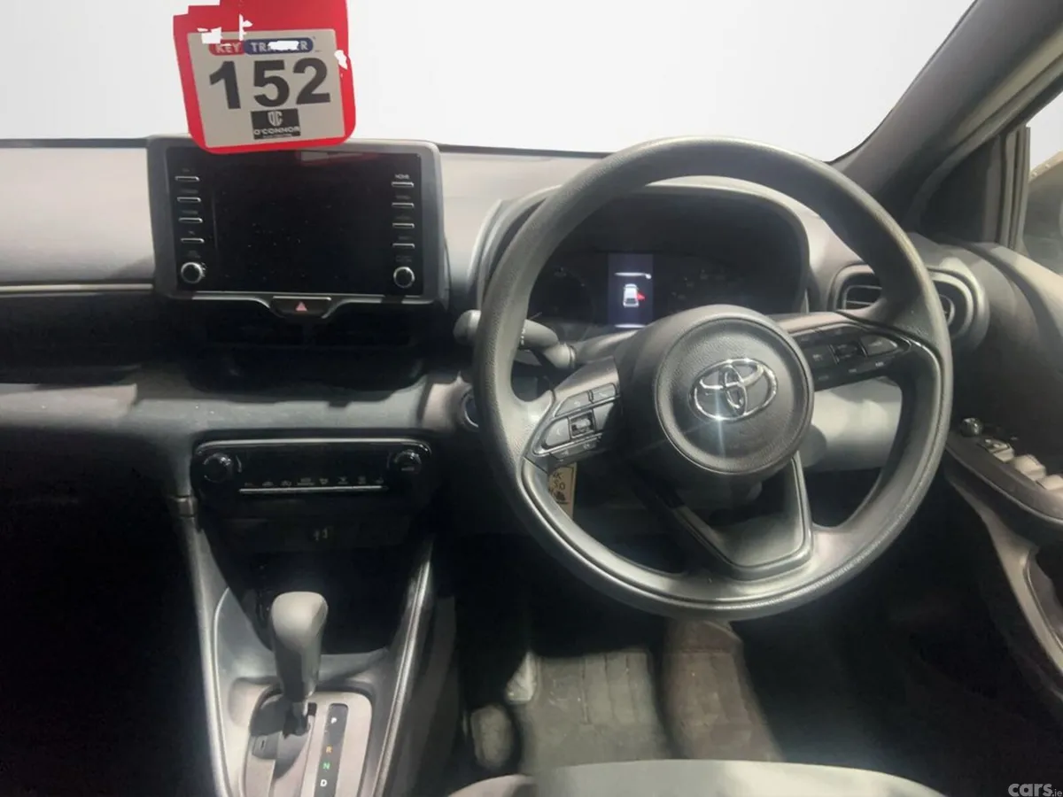 Toyota Yaris Hatchback, Petrol Hybrid, 2022, Brown