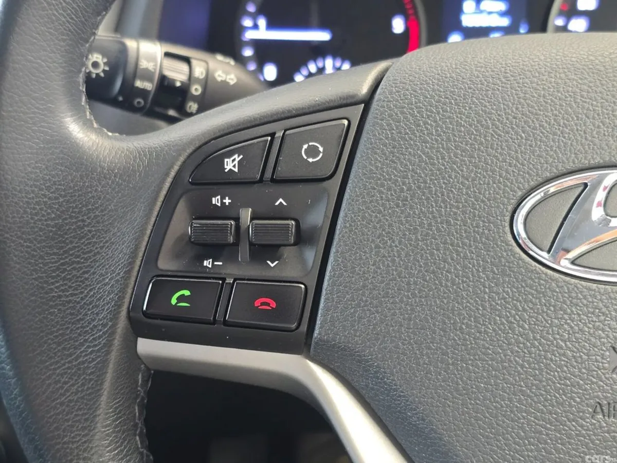 Hyundai Tucson MPV, Diesel, 2019, Beige