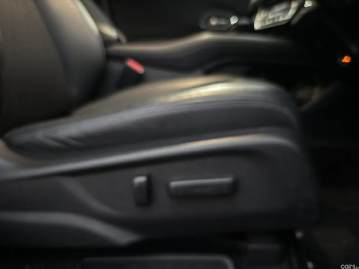 Honda Vezel SUV, Petrol Hybrid, 2019, Black