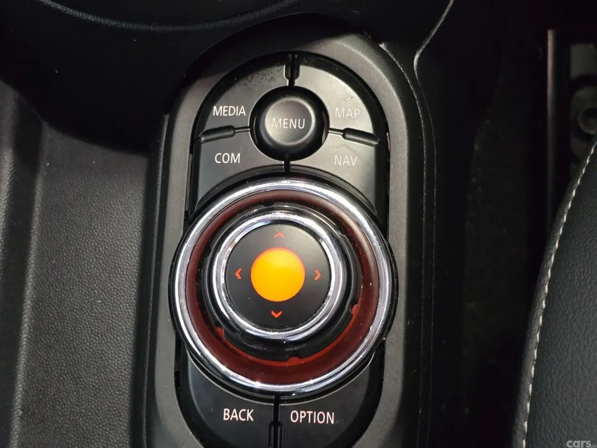 Mini Cooper Hatchback, Diesel, 2021, Black