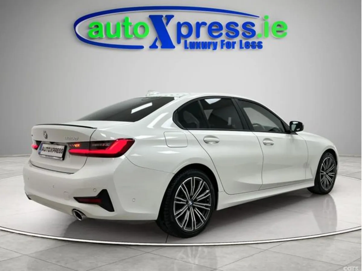 BMW 3-Series Saloon, Diesel, 2019, White