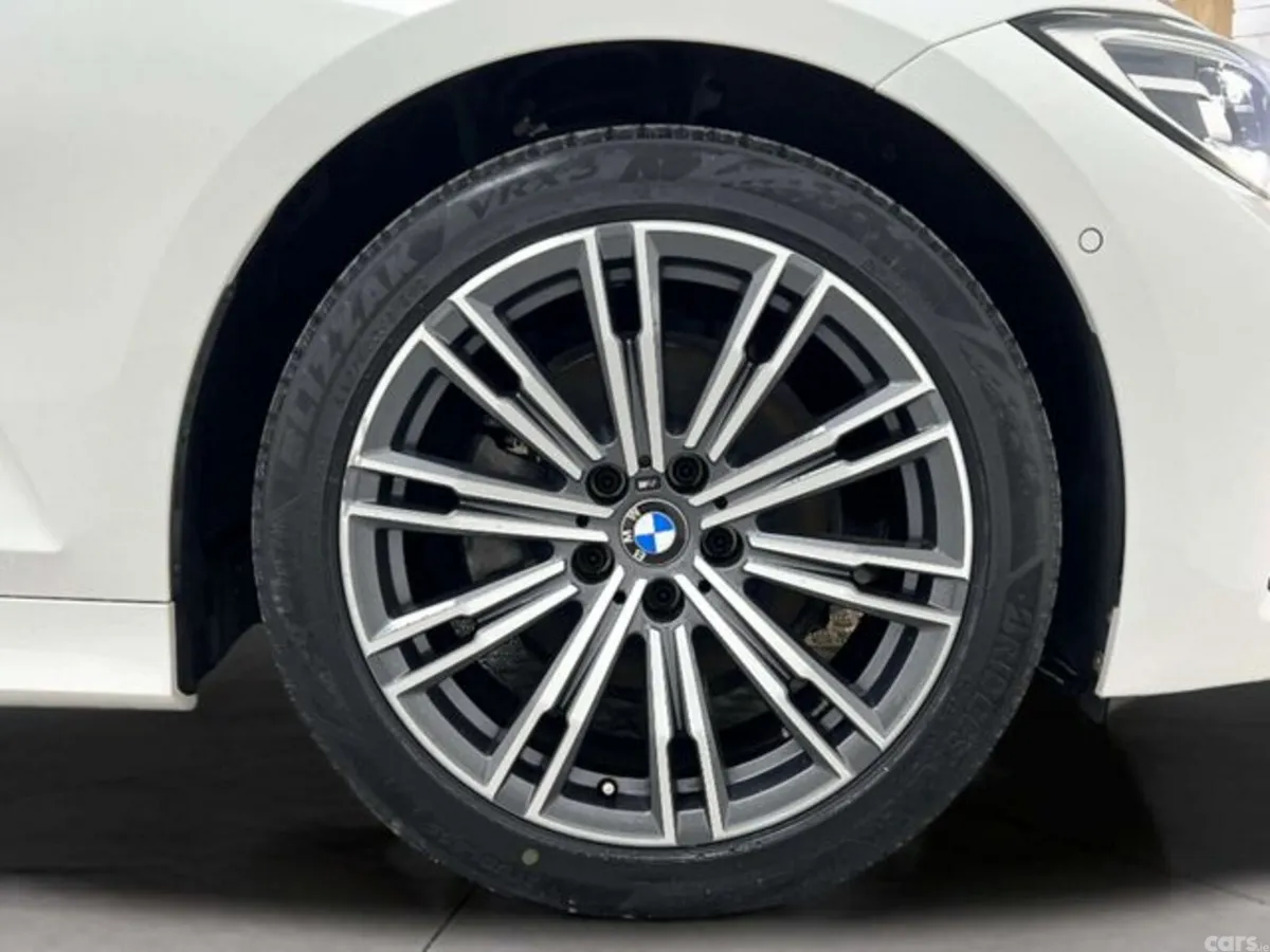 BMW 3-Series Saloon, Diesel, 2019, White