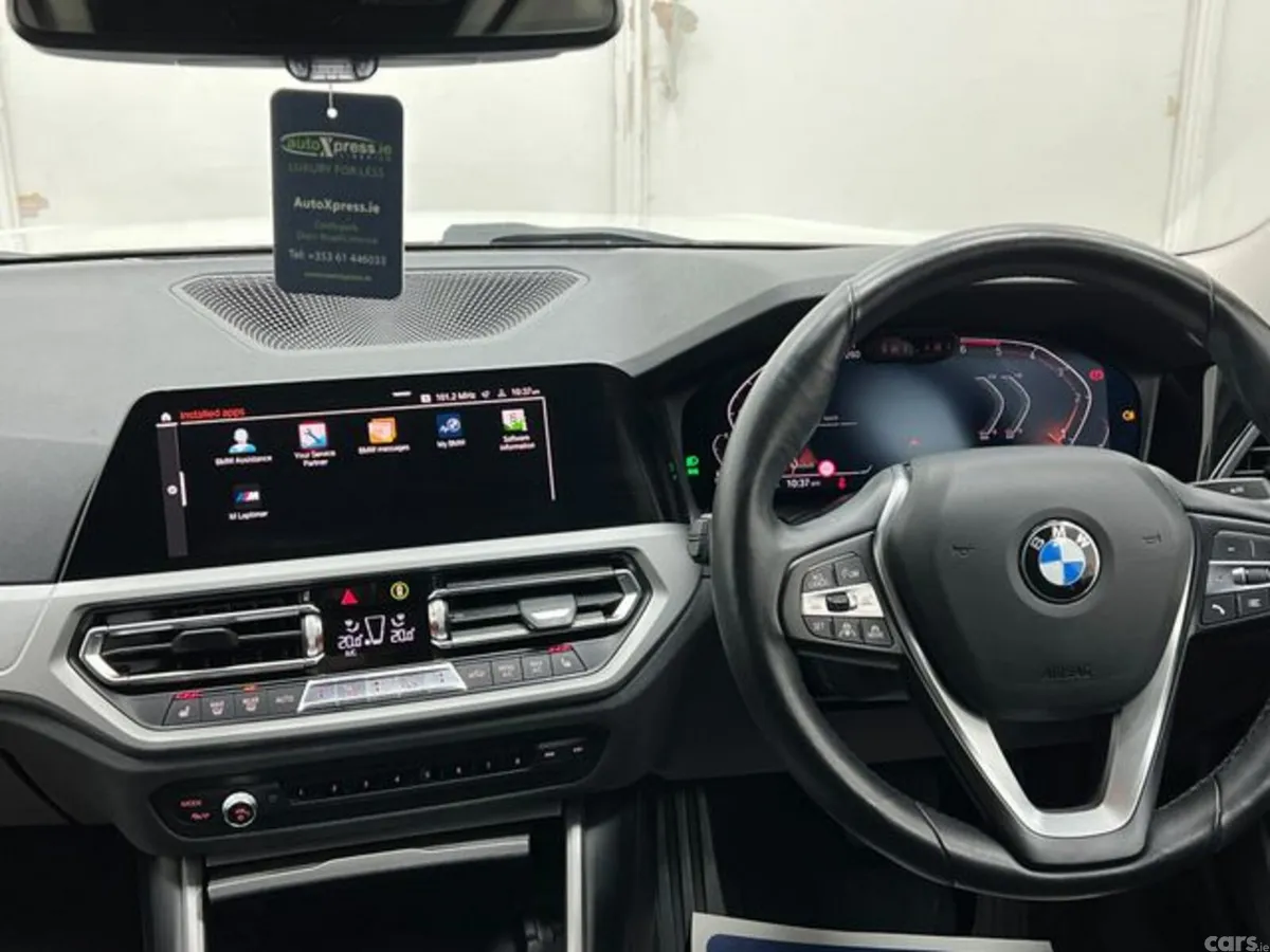 BMW 3-Series Saloon, Diesel, 2019, White