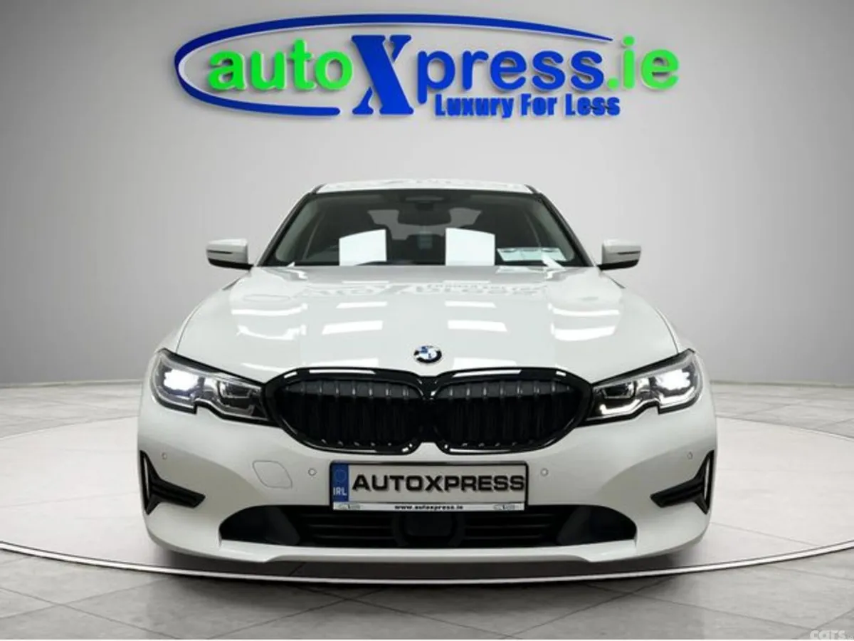 BMW 3-Series Saloon, Diesel, 2019, White