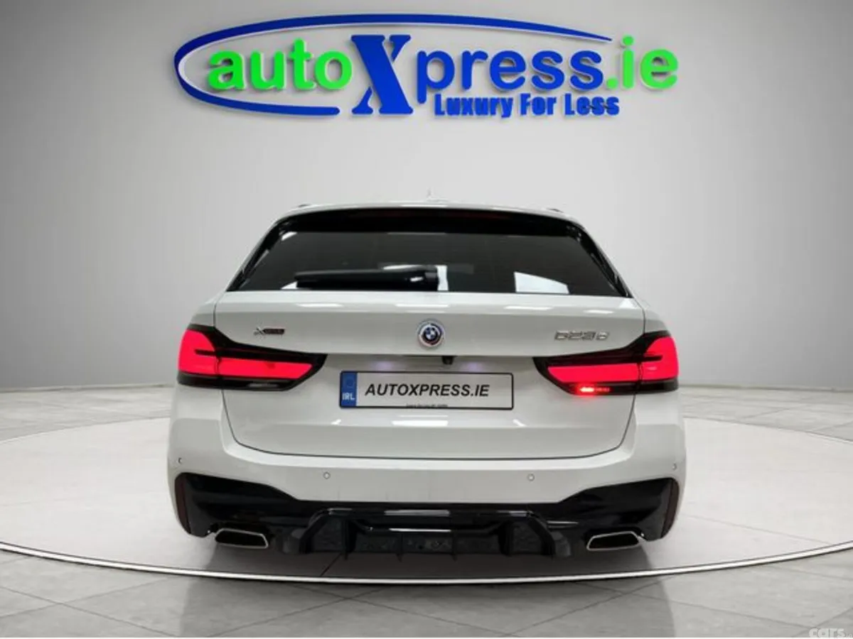 BMW 5-Series Estate, Diesel, 2022, White