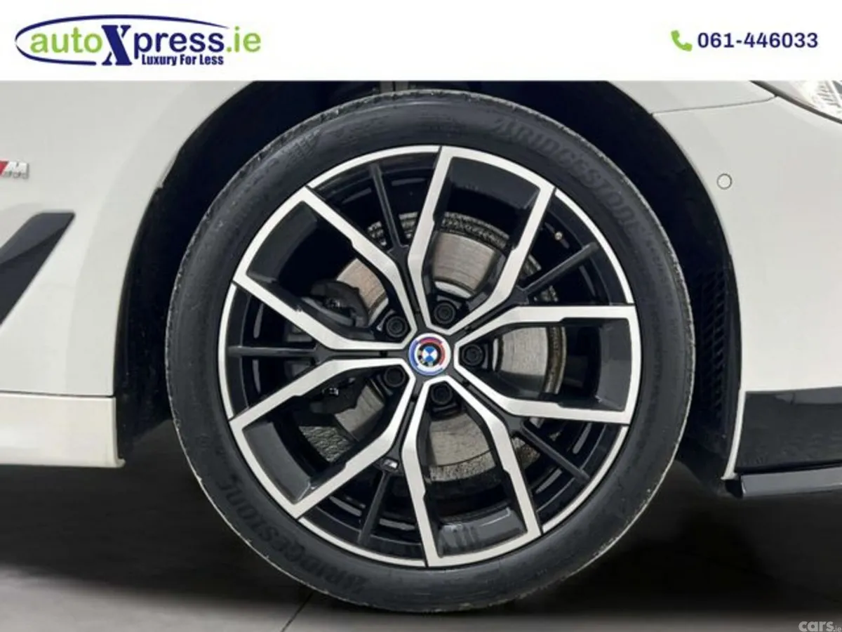 BMW 5-Series Estate, Diesel, 2022, White