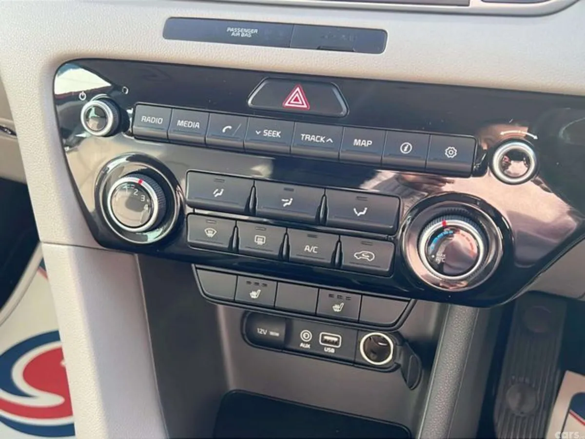 Kia Sportage MPV, Diesel, 2018, Red