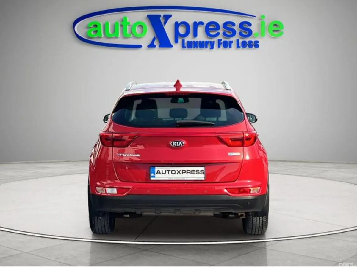 Kia Sportage MPV, Diesel, 2018, Red