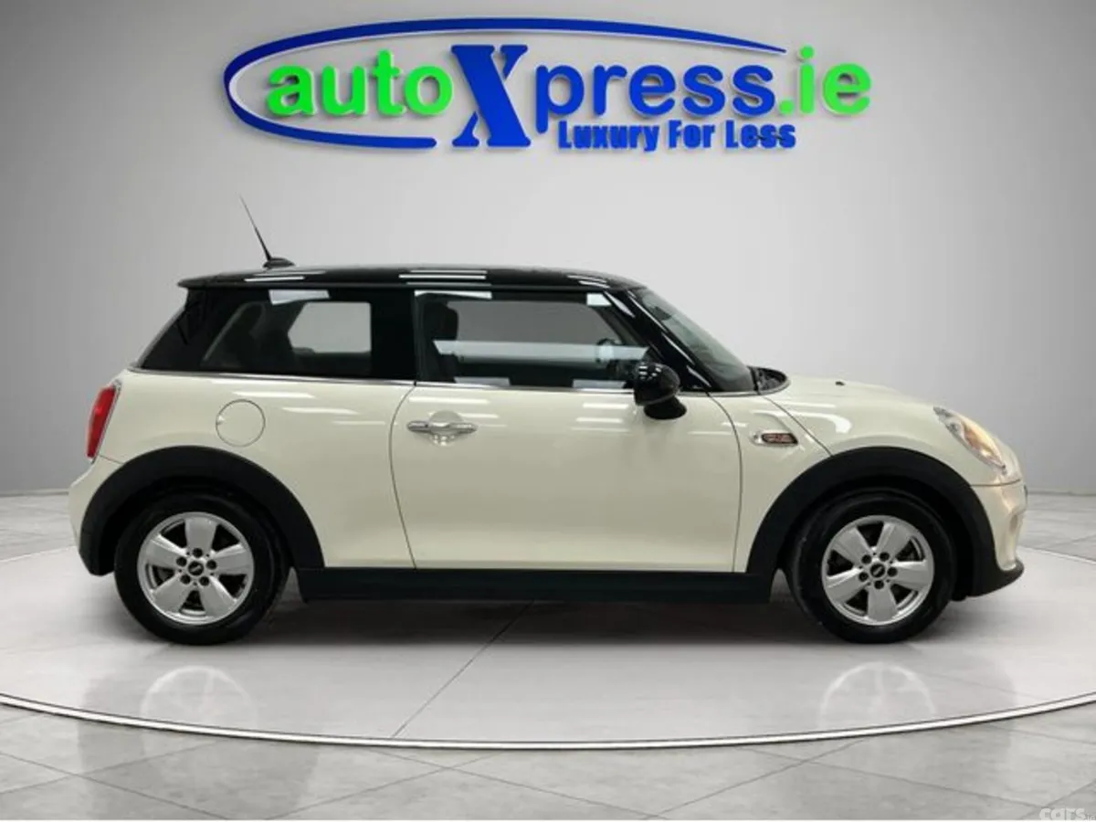 Mini Cooper Hatchback, Diesel, 2017, White