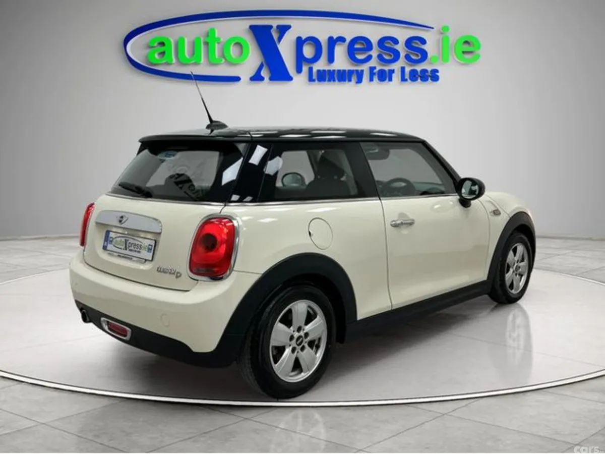 Mini Cooper Hatchback, Diesel, 2017, White