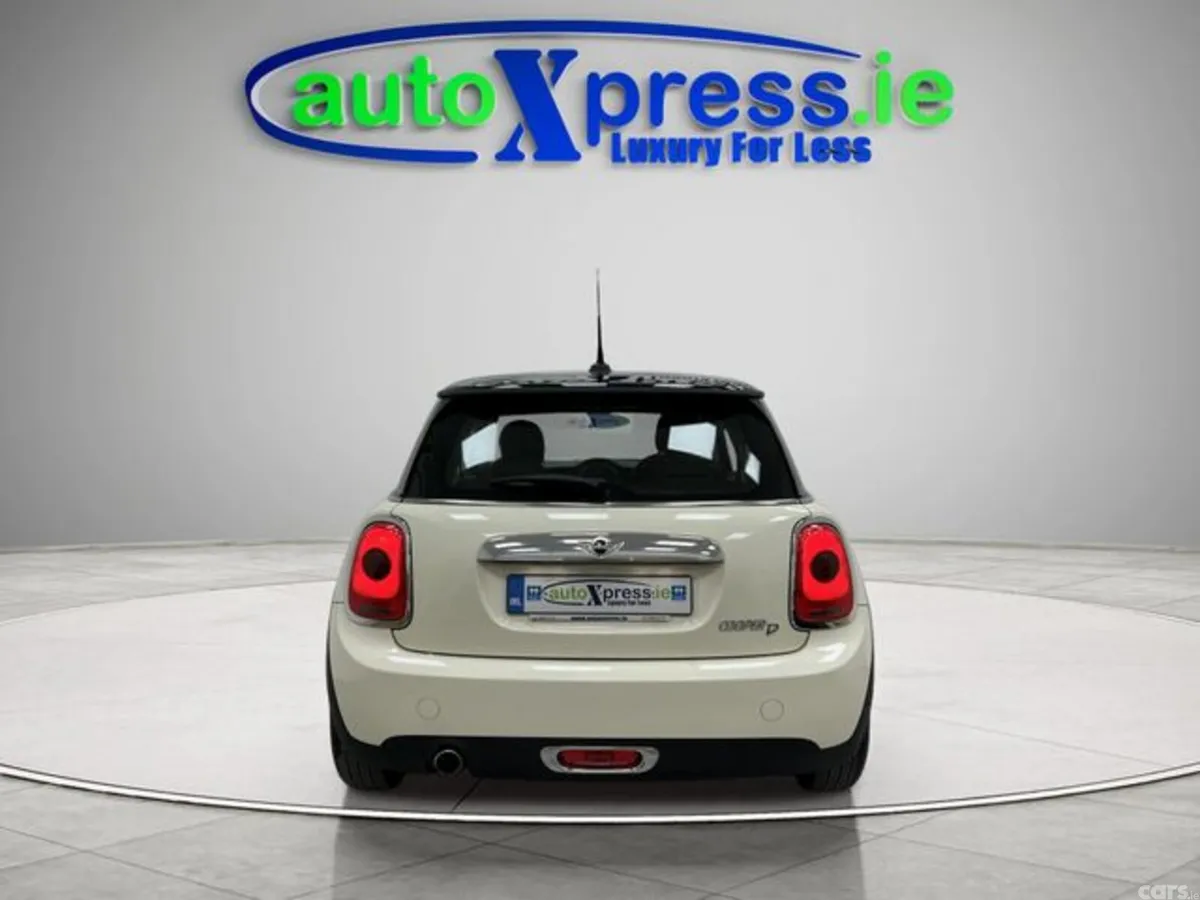Mini Cooper Hatchback, Diesel, 2017, White