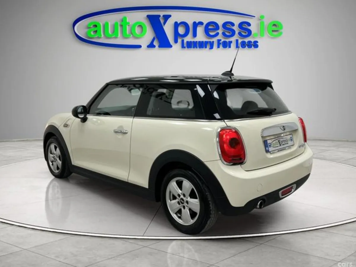 Mini Cooper Hatchback, Diesel, 2017, White