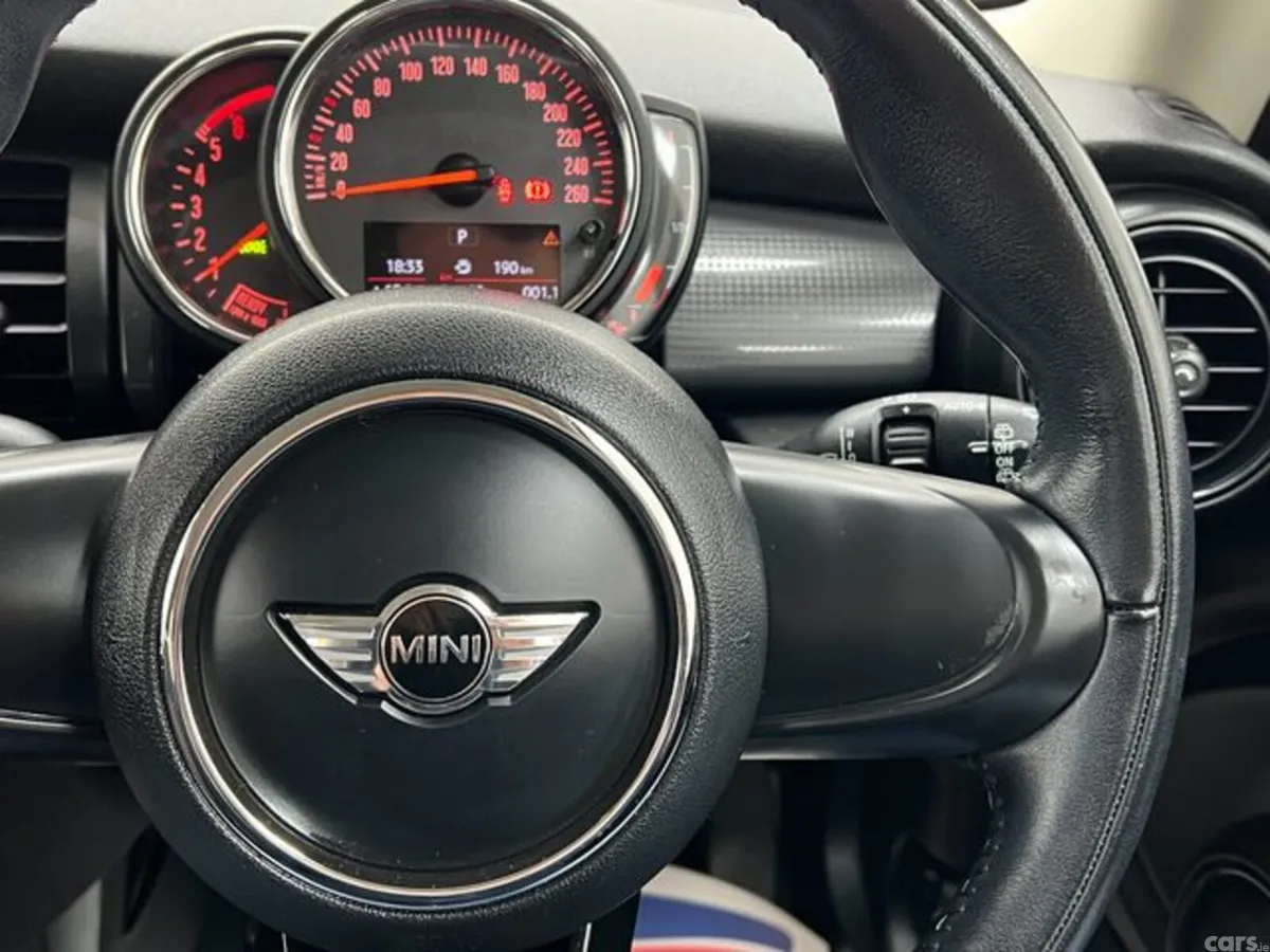 Mini Cooper Hatchback, Diesel, 2017, White