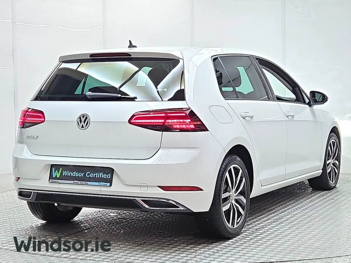 Volkswagen Golf Hatchback, Petrol, 2019, White