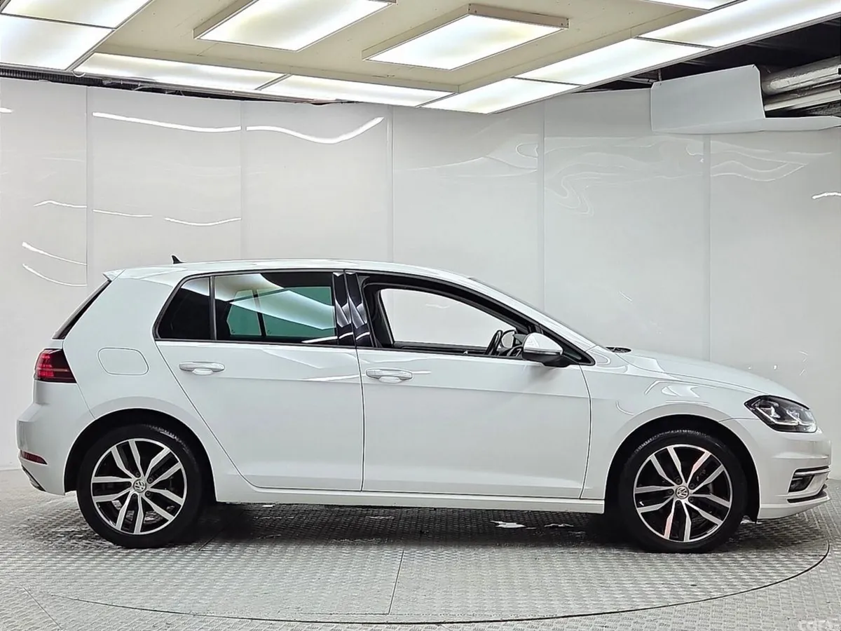 Volkswagen Golf Hatchback, Petrol, 2019, White