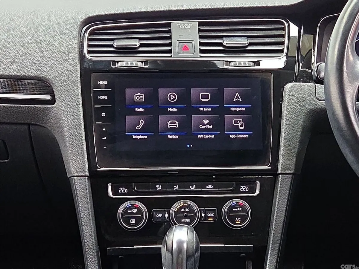 Volkswagen Golf Hatchback, Petrol, 2019, White