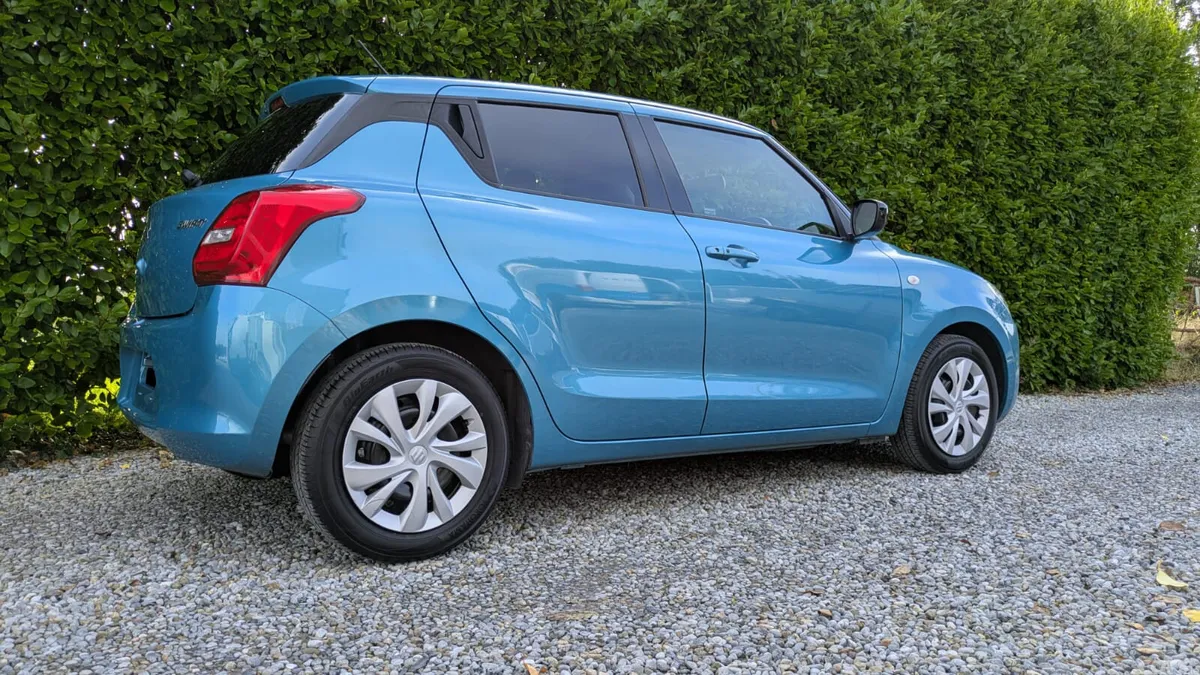 Suzuki Swift Hatchback, Petrol, 2017, Blue