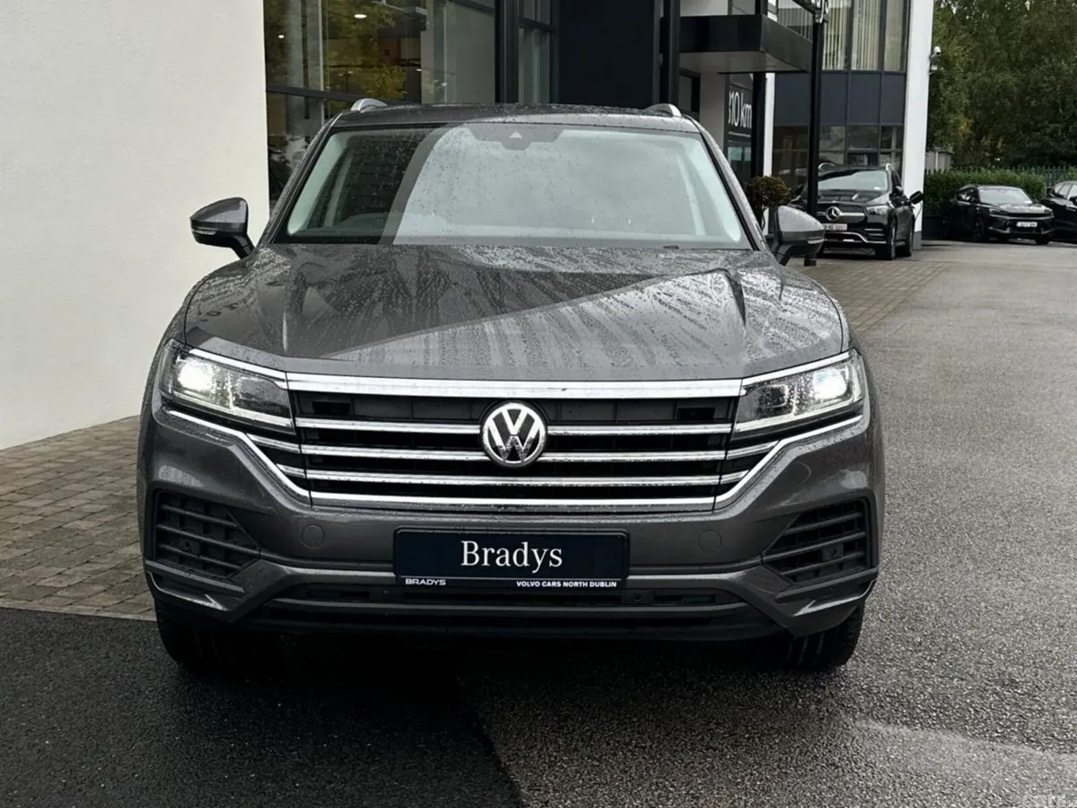 Volkswagen Touareg SUV, Diesel, 2019, Grey