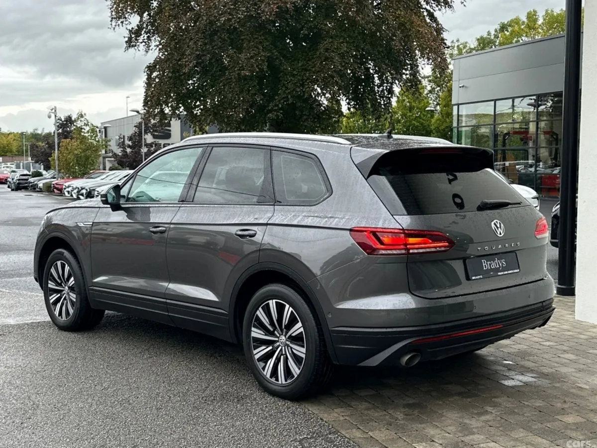 Volkswagen Touareg SUV, Diesel, 2019, Grey