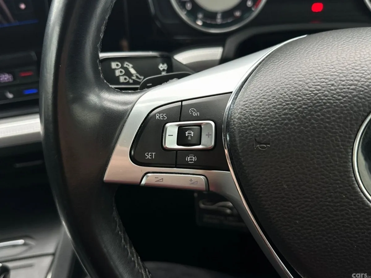 Volkswagen Touareg SUV, Diesel, 2019, Grey